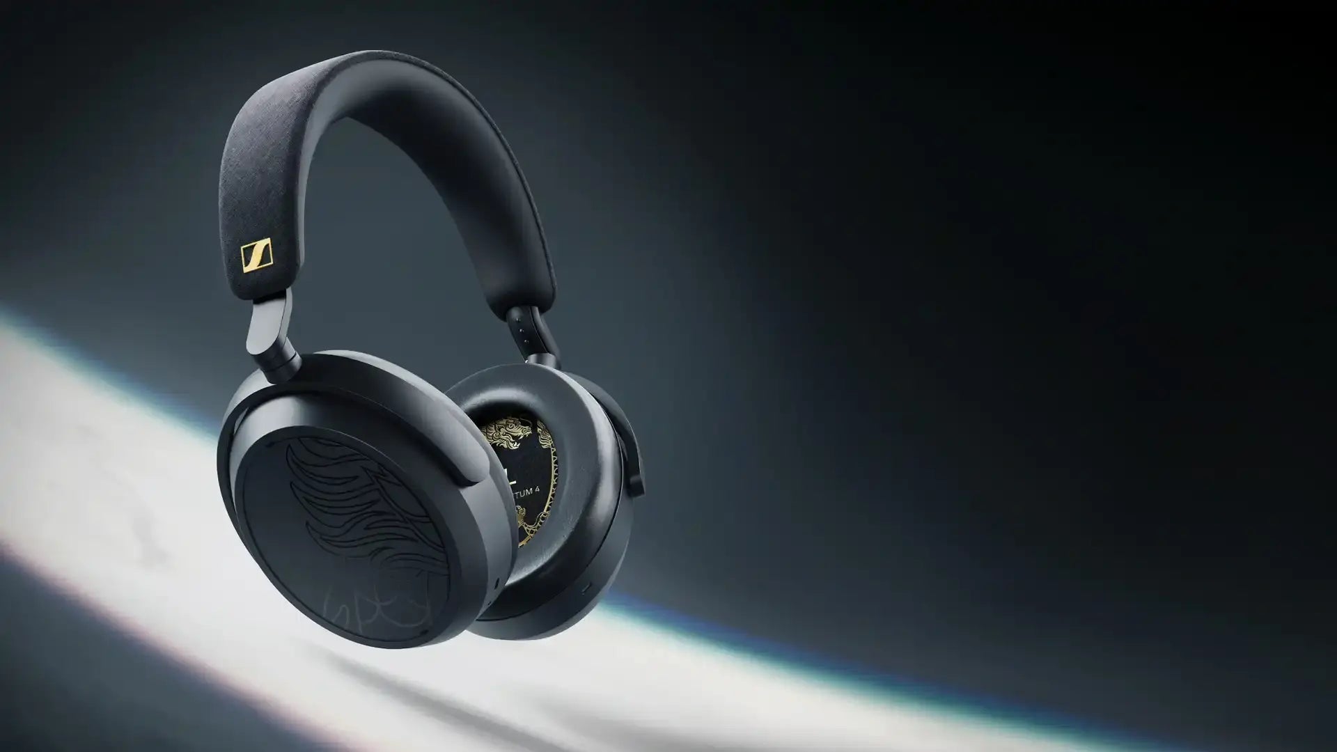  MOMENTUM 4 Wireless  DRAGON-työpöytä