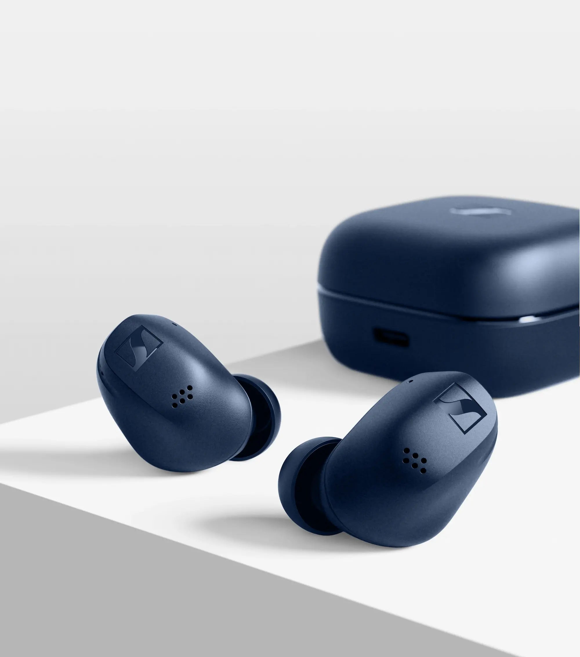 Blue ACCENTUM True Wireless Refurbished paraRefurbished